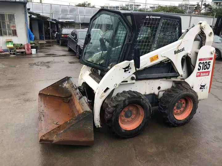 Used Small Loader Bobcat S130 S160 S185 Skid Steer Loader With Good Condition - Mini chargeuse: photos 2 Used Small Loader Bobcat S130 S160 S185 Skid Steer Loader With Good Condition - Mini chargeuse: photos 2