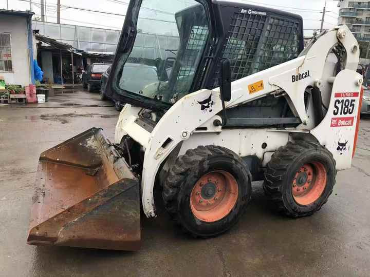 Used Small Loader Bobcat S130 S160 S185 Skid Steer Loader With Good Condition - Mini chargeuse: photos 4 Used Small Loader Bobcat S130 S160 S185 Skid Steer Loader With Good Condition - Mini chargeuse: photos 4