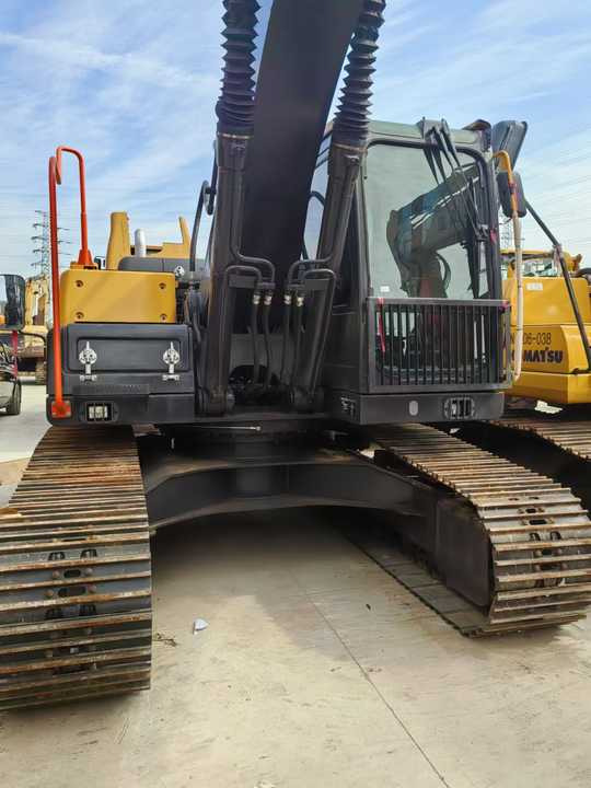 Used VOLVO EC210 Excavators Hydraulic Excavators - Pelle sur chenille: photos 4 Used VOLVO EC210 Excavators Hydraulic Excavators - Pelle sur chenille: photos 4