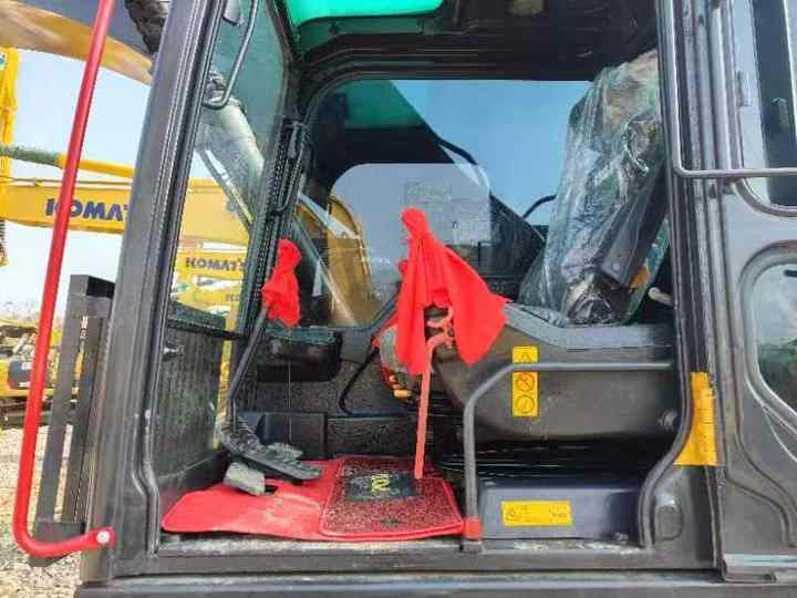 Used volvo ec240 excavator for sale korea brand volvo ec210 240 250 290 300 excavator for sale - Pelle: photos 3 Used volvo ec240 excavator for sale korea brand volvo ec210 240 250 290 300 excavator for sale - Pelle: photos 3