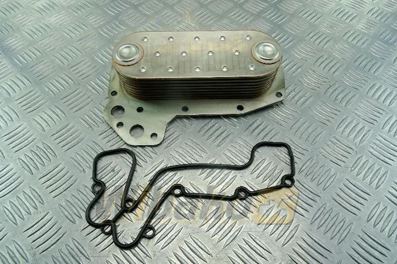 BF Original 20190390600 - Radiateur d'huile pour Engins de chantier: photos 1 BF Original 20190390600 - Radiateur d'huile pour Engins de chantier: photos 1