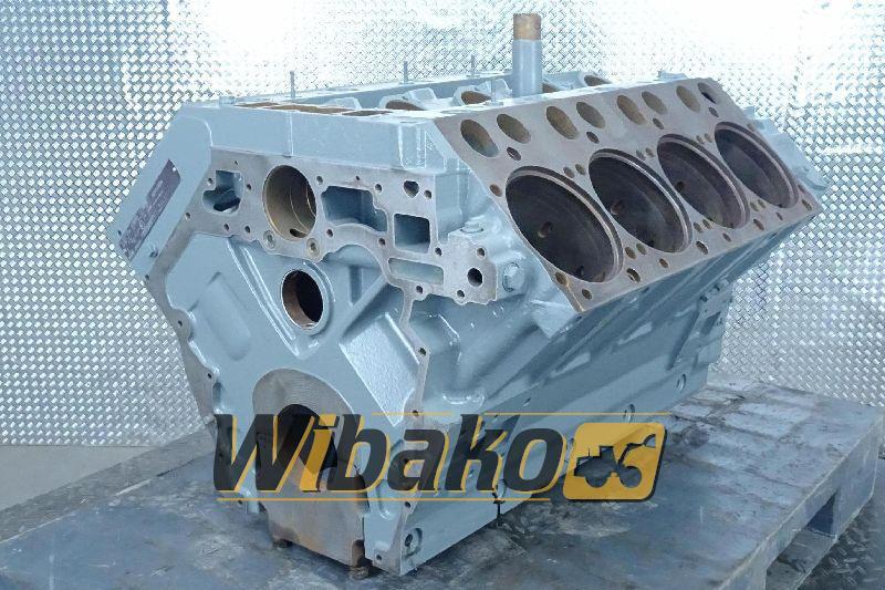 Block Engine / Motor Deutz TCD2015 V08 04612814/04262785R - Bloc-cylindres pour Engins de chantier: photos 1 Block Engine / Motor Deutz TCD2015 V08 04612814/04262785R - Bloc-cylindres pour Engins de chantier: photos 1