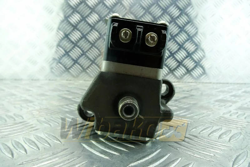 Bosch 0414755016 - Pompe à carburant pour Engins de chantier: photos 3 Bosch 0414755016 - Pompe à carburant pour Engins de chantier: photos 3