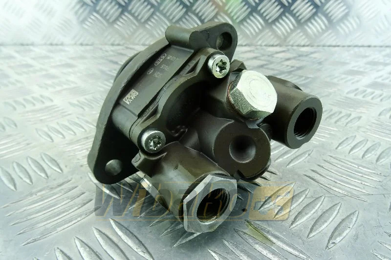 Bosch 0440020085 - Pompe à carburant pour Engins de chantier: photos 4 Bosch 0440020085 - Pompe à carburant pour Engins de chantier: photos 4