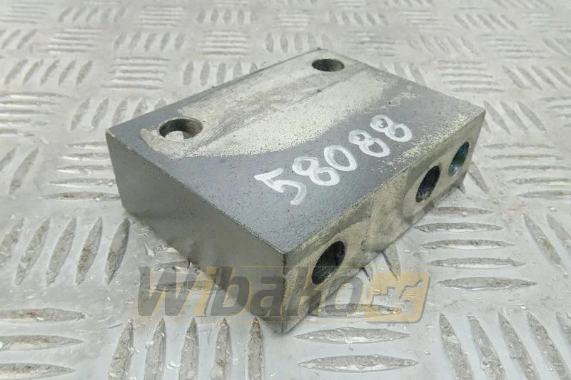 Deutz 04253598 - Support de moteur pour Engins de chantier: photos 1 Deutz 04253598 - Support de moteur pour Engins de chantier: photos 1