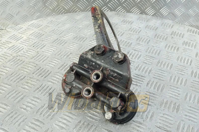 Deutz F10L413 - Filtre à carburant pour Engins de chantier: photos 1 Deutz F10L413 - Filtre à carburant pour Engins de chantier: photos 1