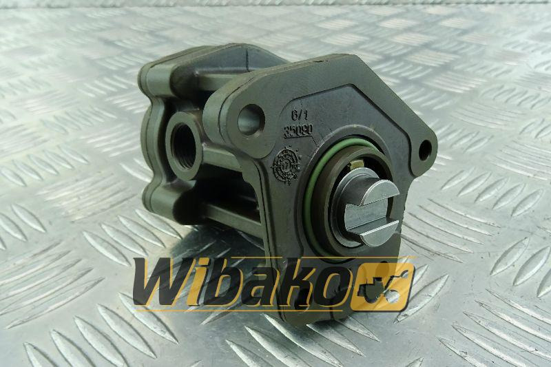 Fuel Feed Pump Bosch FP/ZP18/L1S 2445110579 - Pompe à carburant pour Engins de chantier: photos 1 Fuel Feed Pump Bosch FP/ZP18/L1S 2445110579 - Pompe à carburant pour Engins de chantier: photos 1