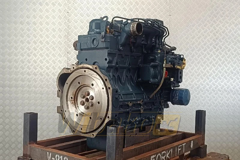 Kubota V2203-E - Moteur pour Engins de chantier: photos 1 Kubota V2203-E - Moteur pour Engins de chantier: photos 1