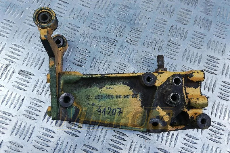Mercedes OM421A 4031840340M1 - Alternateur pour Engins de chantier: photos 1 Mercedes OM421A 4031840340M1 - Alternateur pour Engins de chantier: photos 1