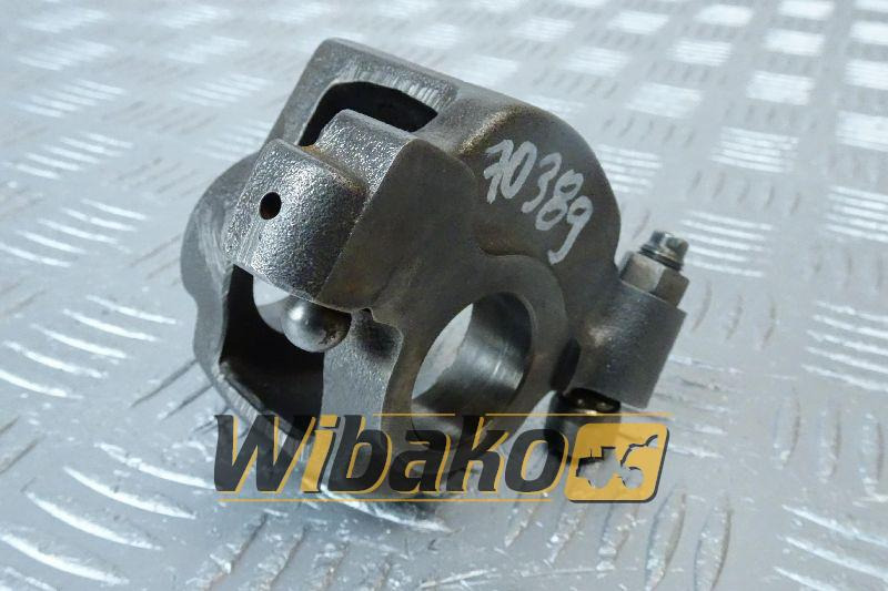 Rocker arm Deutz 04220696 - Culasse pour Engins de chantier: photos 1 Rocker arm Deutz 04220696 - Culasse pour Engins de chantier: photos 1