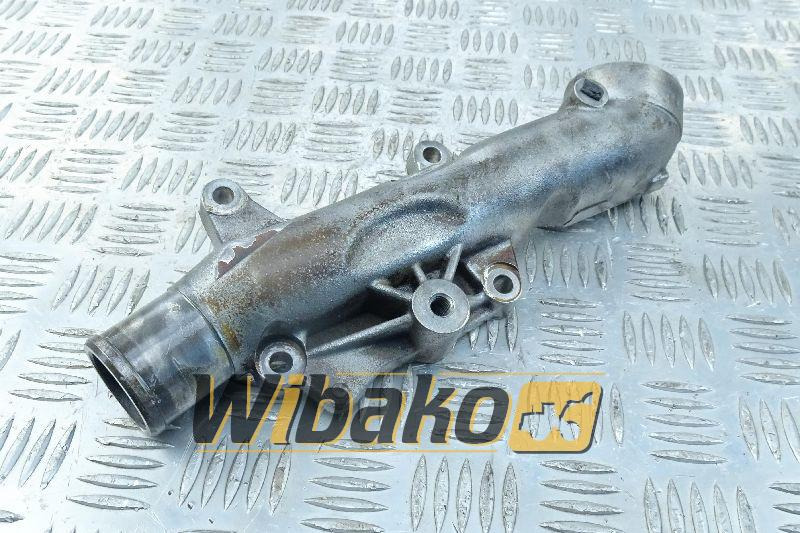 Water mainfold for engine Deutz TCD3.6 L4 1133016 - Collecteur d'admission pour Machine agricole: photos 1 Water mainfold for engine Deutz TCD3.6 L4 1133016 - Collecteur d'admission pour Machine agricole: photos 1