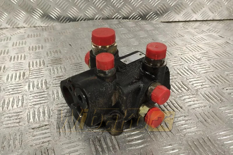 ZF 7760900651 - Valve hydraulique pour Engins de chantier: photos 2 ZF 7760900651 - Valve hydraulique pour Engins de chantier: photos 2
