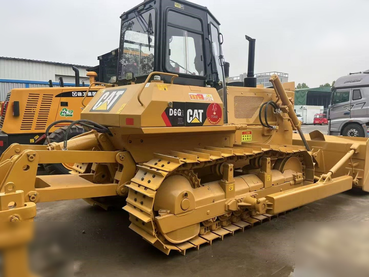 CATERPILLAR D6G - Bulldozer: photos 1 CATERPILLAR D6G - Bulldozer: photos 1
