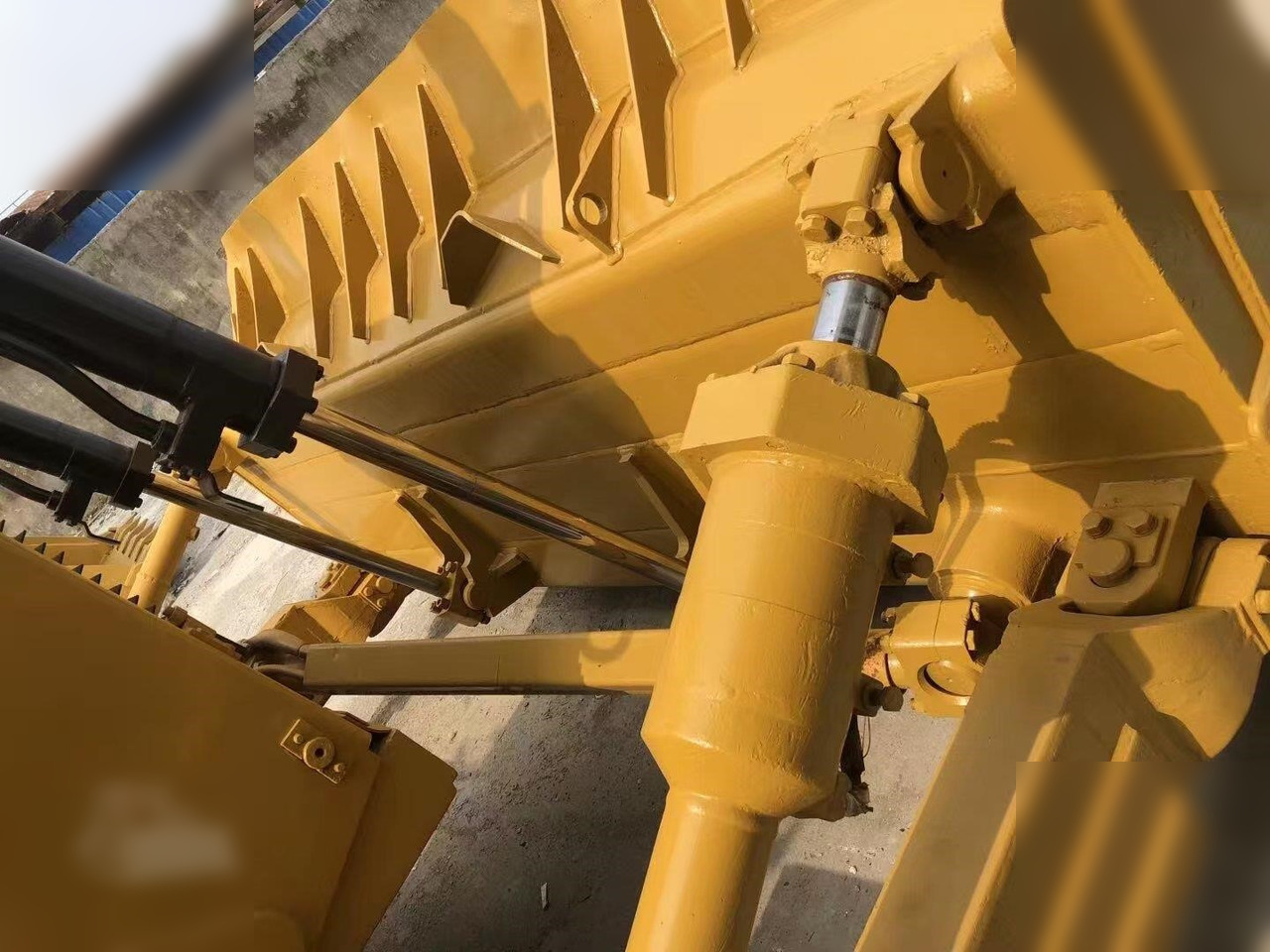 CATERPILLAR D7H - Bulldozer: photos 5 CATERPILLAR D7H - Bulldozer: photos 5