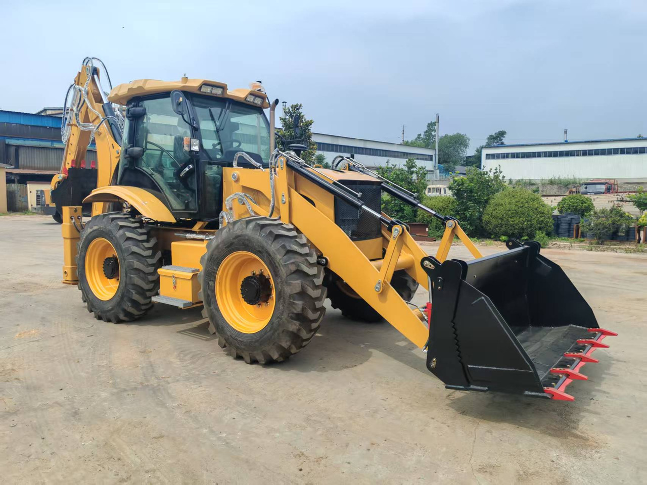CATERPILLAR ZY-388 - Tractopelle: photos 4 CATERPILLAR ZY-388 - Tractopelle: photos 4