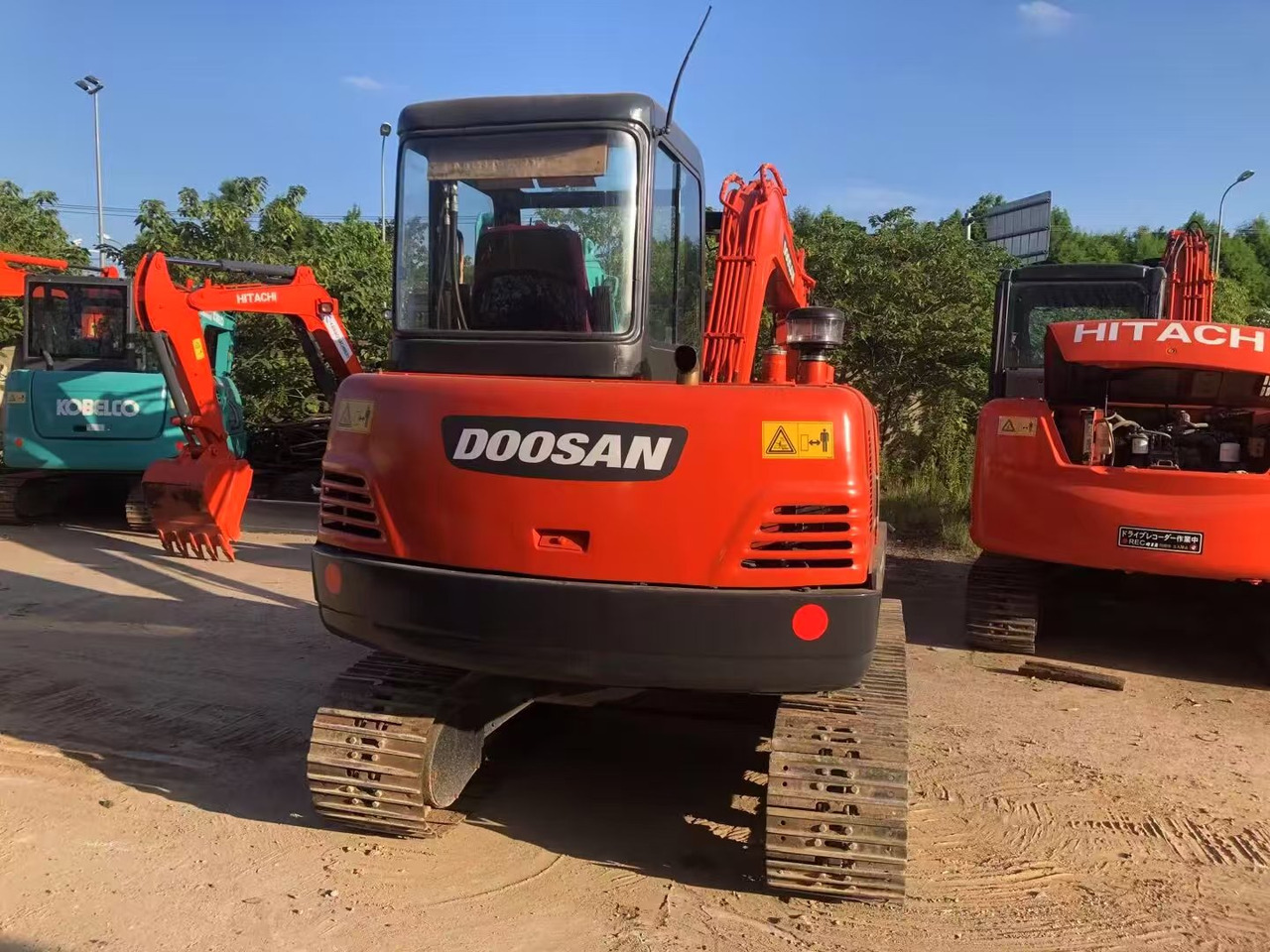 Pelle sur chenille DOOSAN DX55-9C: photos 6