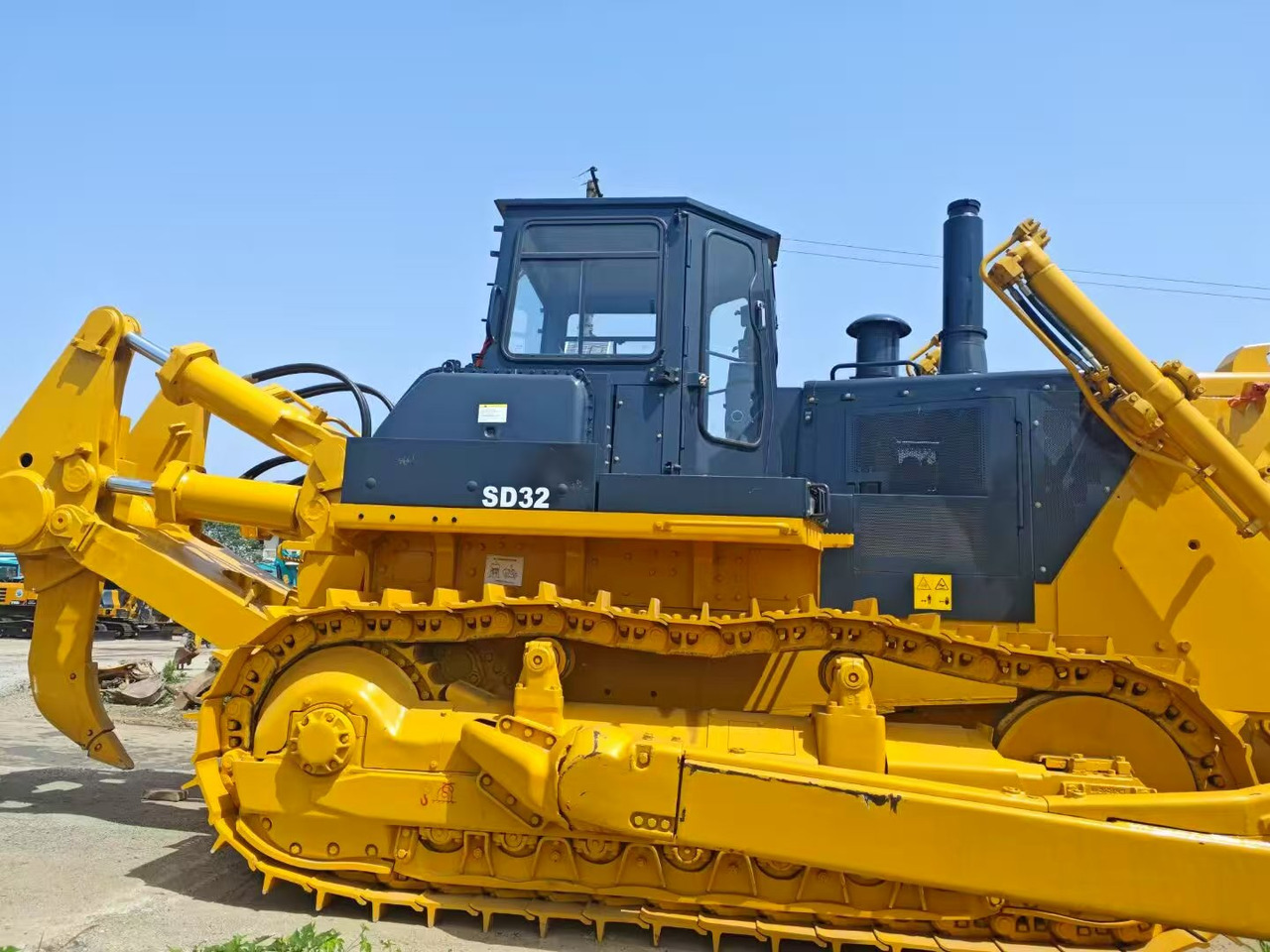 SHANTUI SD32 - Bulldozer: photos 4 SHANTUI SD32 - Bulldozer: photos 4
