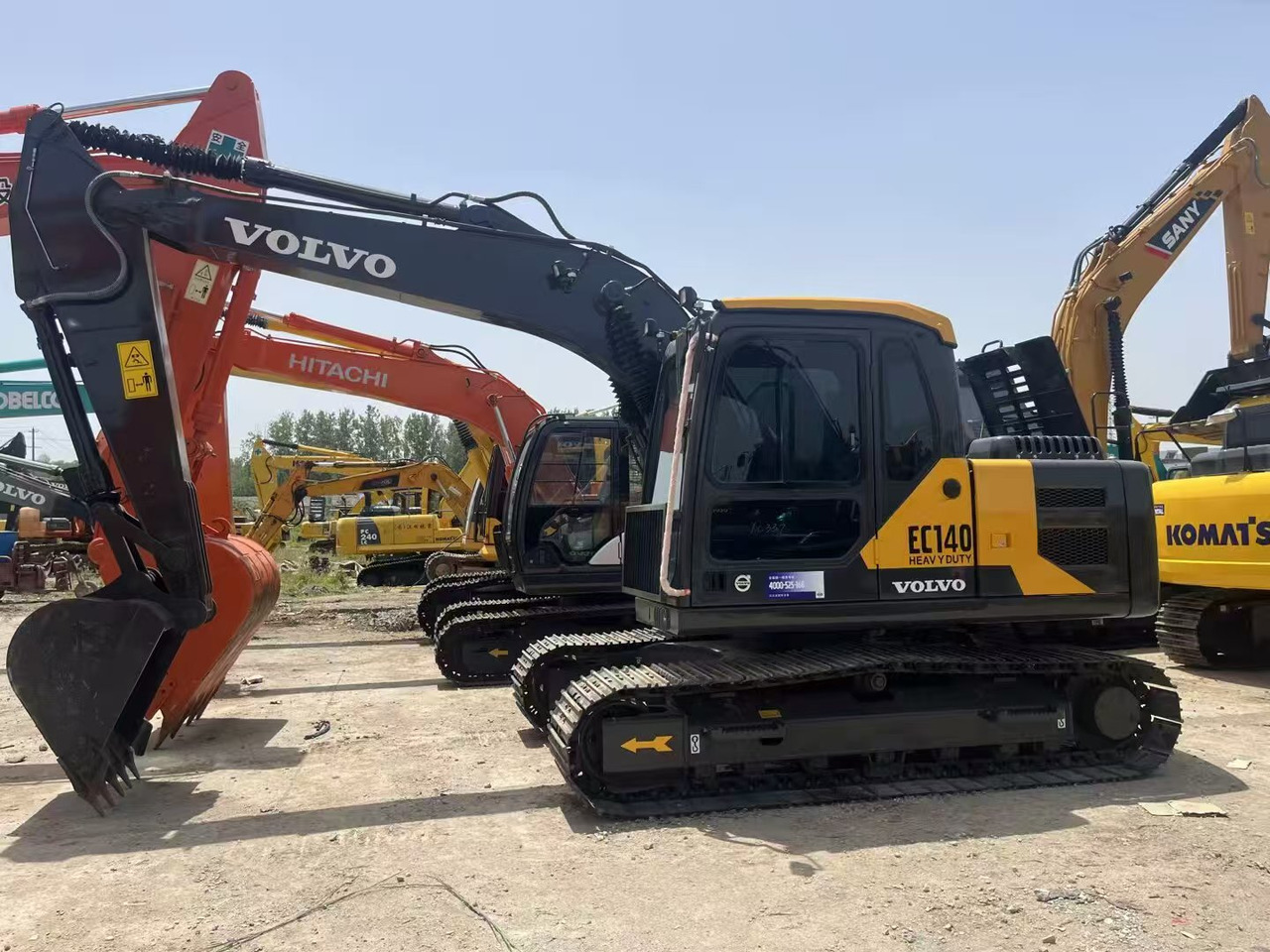 VOLVO EC140 - Pelle sur chenille: photos 2 VOLVO EC140 - Pelle sur chenille: photos 2