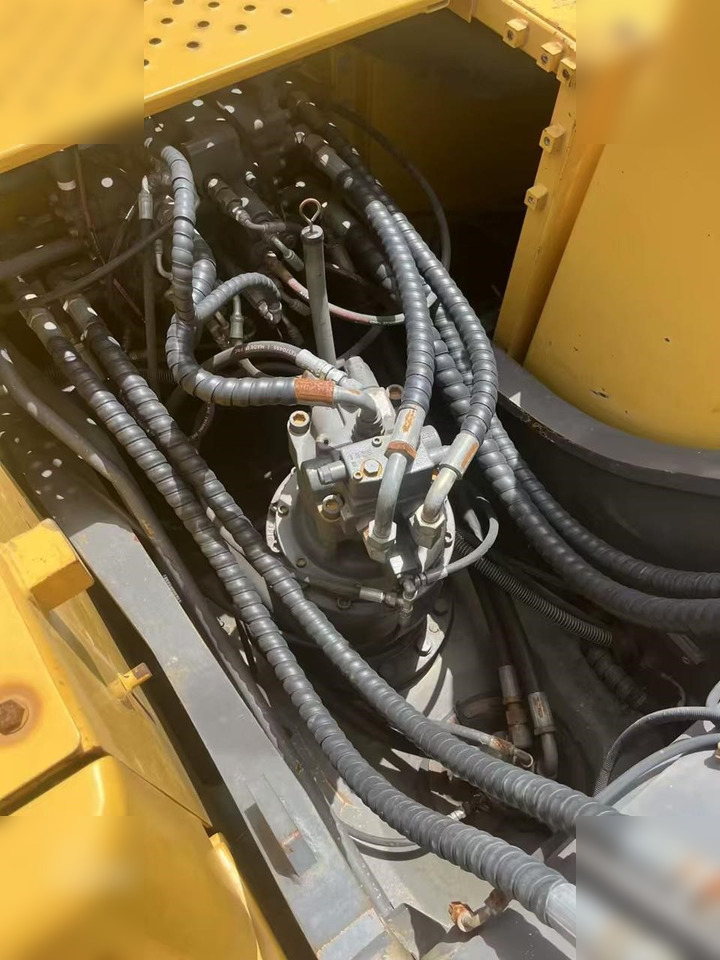 VOLVO EC210 - Pelle sur chenille: photos 4 VOLVO EC210 - Pelle sur chenille: photos 4