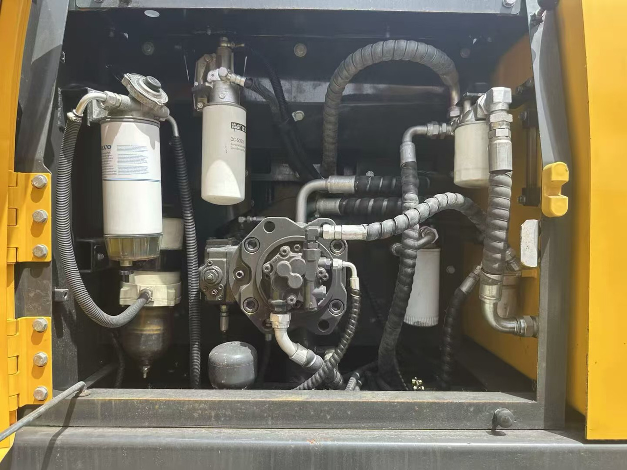 Pelle VOLVO EC240: photos 15