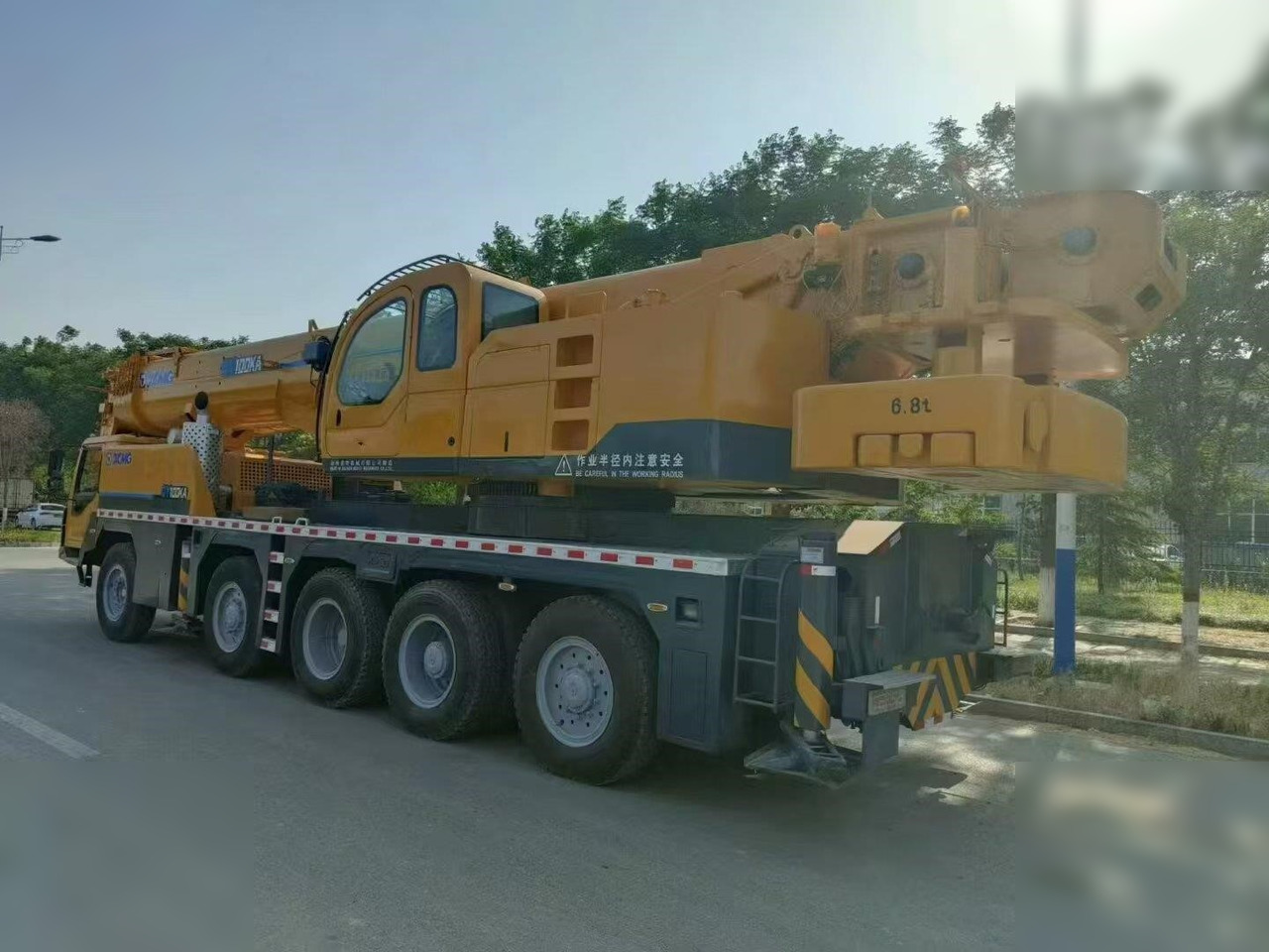 XCMG QY100KA - Grue tout-terrain: photos 3 XCMG QY100KA - Grue tout-terrain: photos 3