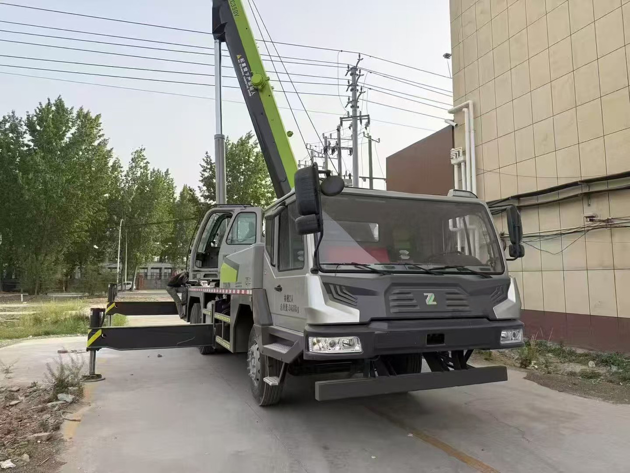 Zoomlion 35-ton - Grue mobile: photos 5 Zoomlion 35-ton - Grue mobile: photos 5