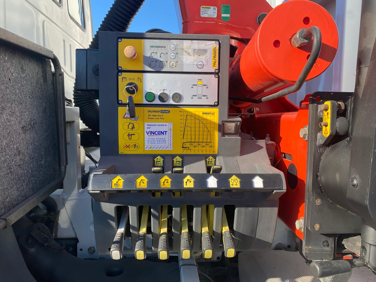 Camion grue IVECO AD260S36: photos 8