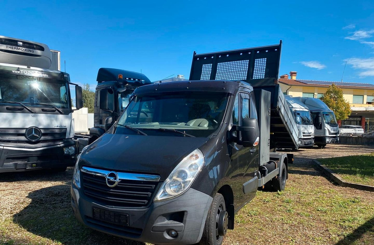 OPEL MOVANO - Utilitaire benne: photos 2 OPEL MOVANO - Utilitaire benne: photos 2