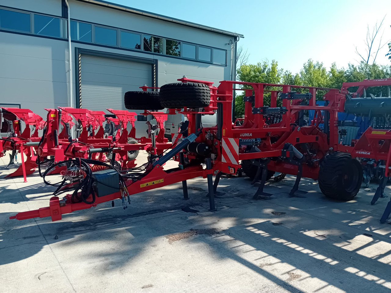 UNIA CROSS HP 4 - Bineuse: photos 2 UNIA CROSS HP 4 - Bineuse: photos 2