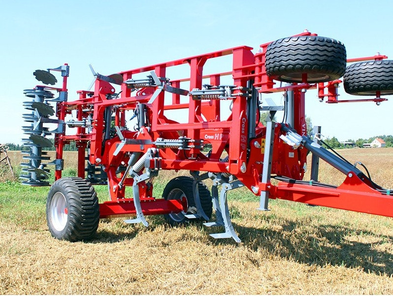 UNIA CROSS HP 4 - Bineuse: photos 1 UNIA CROSS HP 4 - Bineuse: photos 1