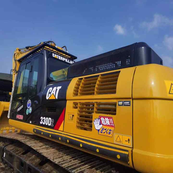 CAT second-hand 330D excavator sold at low price and in very good condition Japanese original hydraulic crawler excavator - Pelle sur chenille: photos 2 CAT second-hand 330D excavator sold at low price and in very good condition Japanese original hydraulic crawler excavator - Pelle sur chenille: photos 2