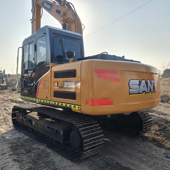 China Brand Used Sany China Brand Used Sany Sy135c Mini Excavator 6ton Crawler Earth Digger Machine for Sale - Mini pelle: photos 5 China Brand Used Sany China Brand Used Sany Sy135c Mini Excavator 6ton Crawler Earth Digger Machine for Sale - Mini pelle: photos 5