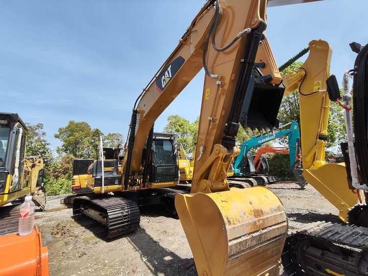 Durable Second Hand Machine Original Used Caterpillar Excavator CAT 330D2 USED 329D2 320D2 325D 315D Excavator - Pelle sur chenille: photos 4 Durable Second Hand Machine Original Used Caterpillar Excavator CAT 330D2 USED 329D2 320D2 325D 315D Excavator - Pelle sur chenille: photos 4