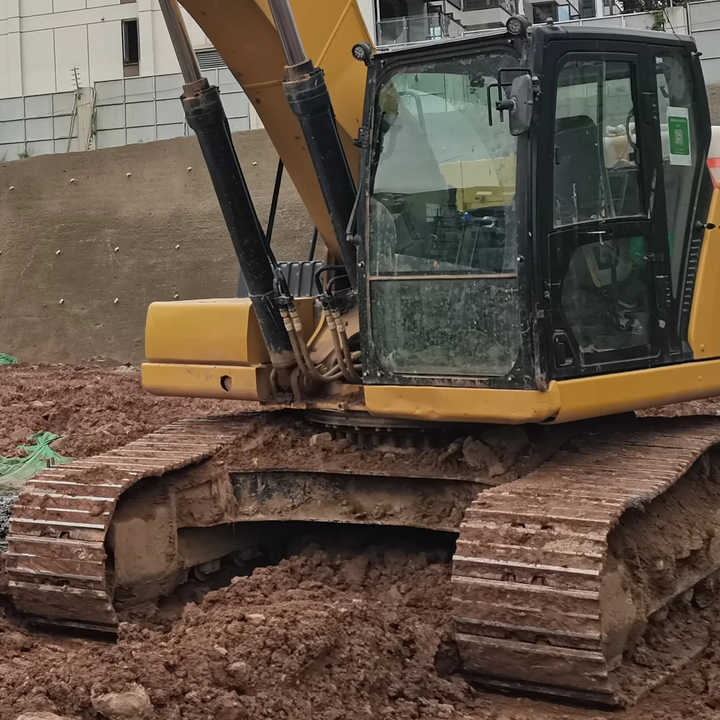 Good Condition Used CAT Excavator Japan 330GC Original Used Excavator Cat 330GC in Stock - Pelle sur chenille: photos 4 Good Condition Used CAT Excavator Japan 330GC Original Used Excavator Cat 330GC in Stock - Pelle sur chenille: photos 4