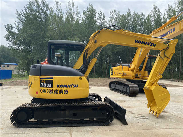 High Quality Used Crawler Excavator komatsu Pc78 Pc128 Pc138 Pc200-8 Pc220-8 Pc240-8 Excavator - Pelle sur chenille: photos 3 High Quality Used Crawler Excavator komatsu Pc78 Pc128 Pc138 Pc200-8 Pc220-8 Pc240-8 Excavator - Pelle sur chenille: photos 3