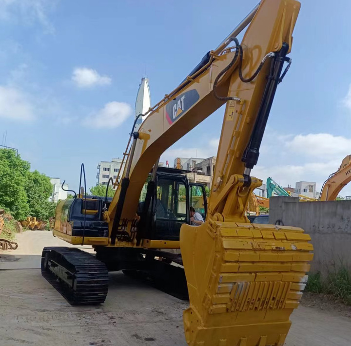 Original CAT 320D Used Excavators Machine CAT 320D 320B Crawler Excavator 20tons Construction Machinery Price - Pelle sur chenille: photos 1 Original CAT 320D Used Excavators Machine CAT 320D 320B Crawler Excavator 20tons Construction Machinery Price - Pelle sur chenille: photos 1