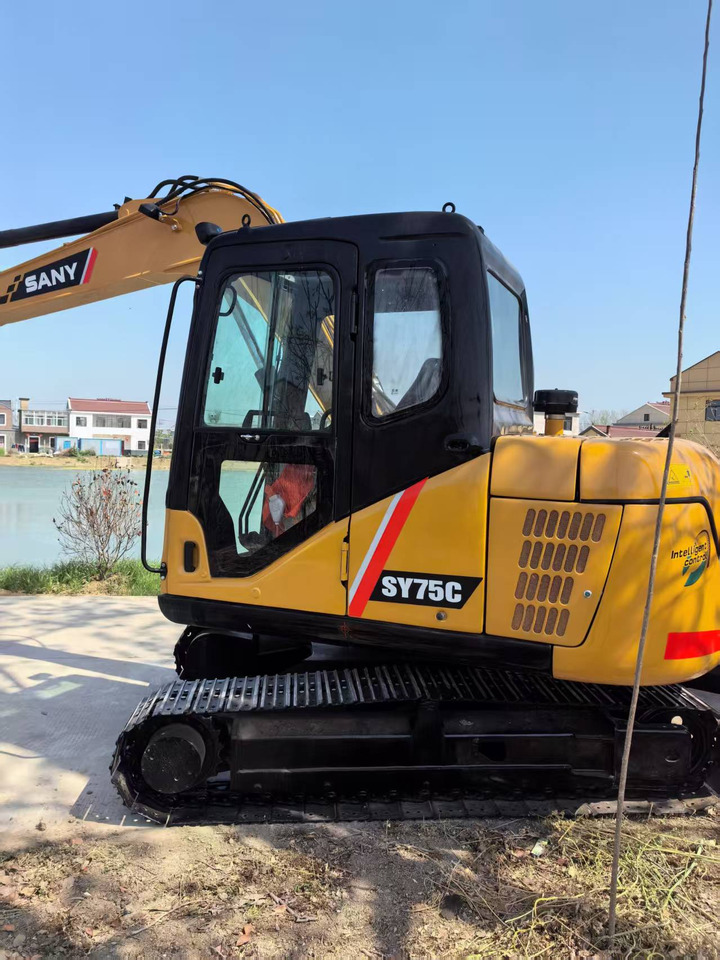 SANY SANY SY75 7ton excavator for sale - Mini pelle: photos 1 SANY SANY SY75 7ton excavator for sale - Mini pelle: photos 1