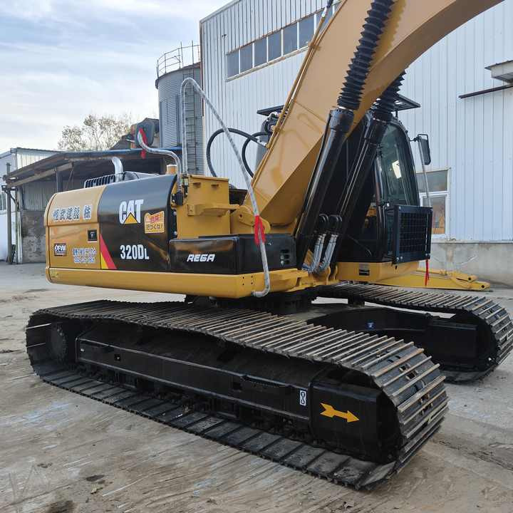 Second Hand Excavator 330D Used Low Price Caterpillar CAT 312D 315D 320D 325D in Good Condition - Pelle sur chenille: photos 3 Second Hand Excavator 330D Used Low Price Caterpillar CAT 312D 315D 320D 325D in Good Condition - Pelle sur chenille: photos 3