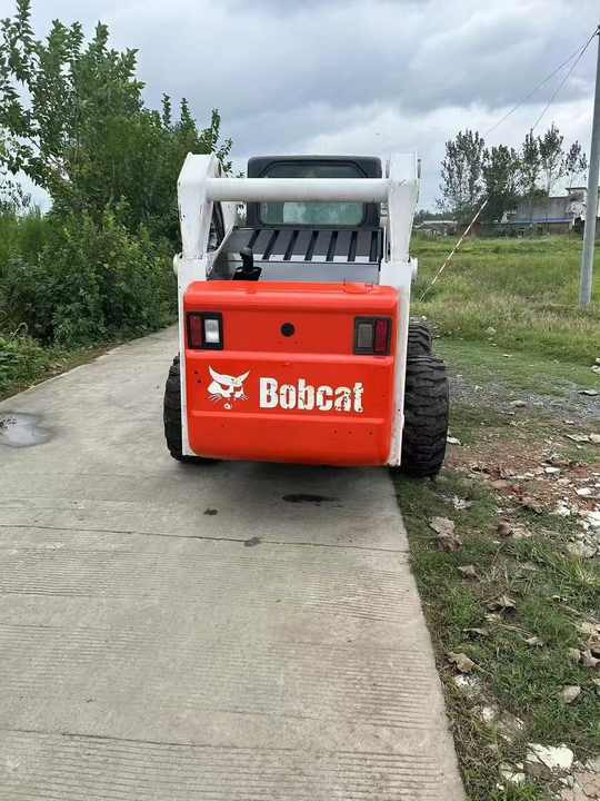 USED BOBCAT S300 Skid-steer Loader with Very Good Performance Is for Sale at a Low Price. S160/s185/s220/330 in Stock - Mini chargeuse: photos 3 USED BOBCAT S300 Skid-steer Loader with Very Good Performance Is for Sale at a Low Price. S160/s185/s220/330 in Stock - Mini chargeuse: photos 3