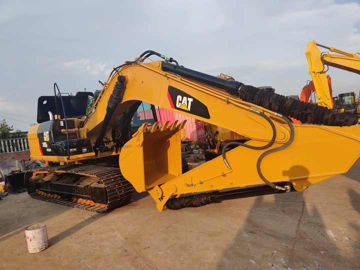 Used Crawler Caterpillar 315D Excavator for Sale Used Engineering & Construction Machinery - Pelle sur chenille: photos 4 Used Crawler Caterpillar 315D Excavator for Sale Used Engineering & Construction Machinery - Pelle sur chenille: photos 4