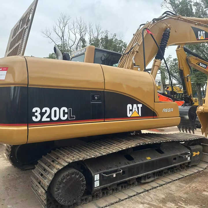 Used Excavator CAT 320C Second Hand Highly Competitive Digging Machine 325C 330C for Sale - Pelle sur chenille: photos 1 Used Excavator CAT 320C Second Hand Highly Competitive Digging Machine 325C 330C for Sale - Pelle sur chenille: photos 1