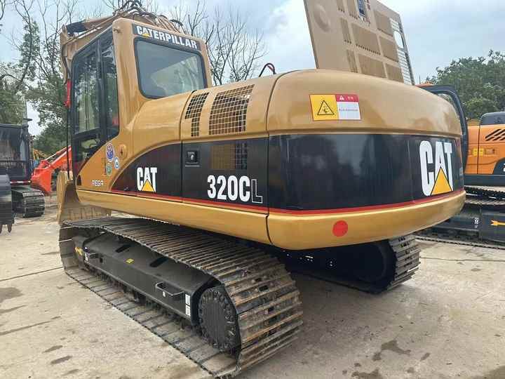 Used Excavator CAT 320C Second Hand Highly Competitive Digging Machine 325C 330C for Sale - Pelle sur chenille: photos 2 Used Excavator CAT 320C Second Hand Highly Competitive Digging Machine 325C 330C for Sale - Pelle sur chenille: photos 2
