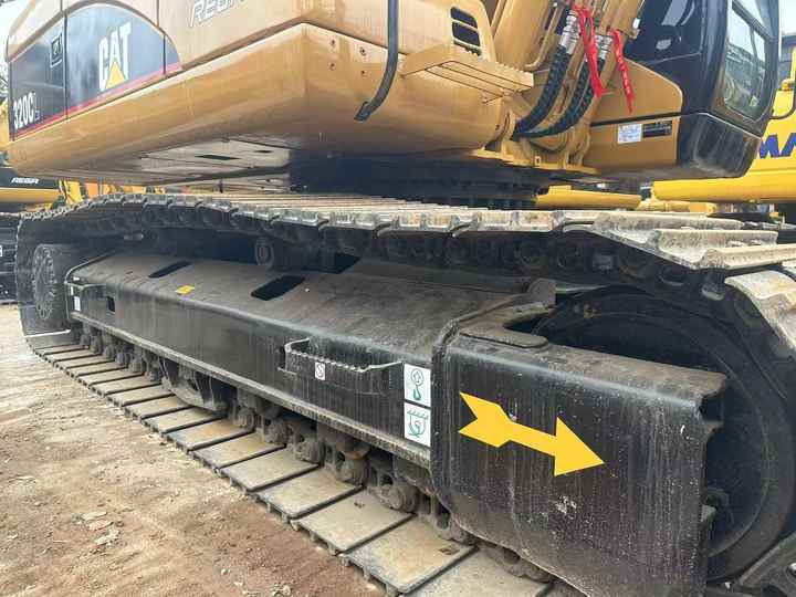 Used Excavator CAT 320C Second Hand Highly Competitive Digging Machine 325C 330C for Sale - Pelle sur chenille: photos 5 Used Excavator CAT 320C Second Hand Highly Competitive Digging Machine 325C 330C for Sale - Pelle sur chenille: photos 5