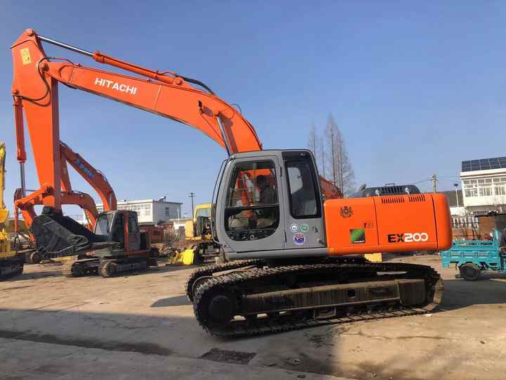 Used Excavator Hitachi Ex200 for Sale, Original Excavator for Sale - Pelle sur chenille: photos 4 Used Excavator Hitachi Ex200 for Sale, Original Excavator for Sale - Pelle sur chenille: photos 4