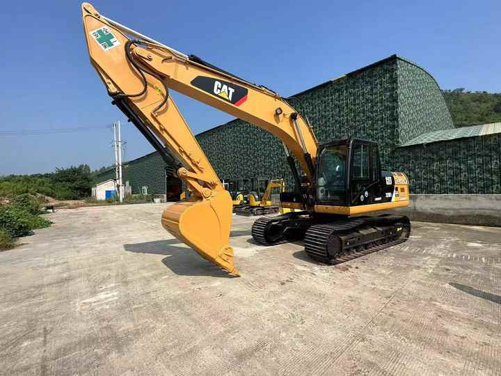 Used Machinery Construction CAT 320D Excavator Hydraulic Digging Machine Cat Used Caterpillar 320d Excavators - Pelle sur chenille: photos 3 Used Machinery Construction CAT 320D Excavator Hydraulic Digging Machine Cat Used Caterpillar 320d Excavators - Pelle sur chenille: photos 3
