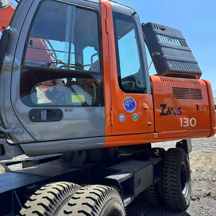 Used Wheel Excavator Hitachi ZX 130W Made in Japan 13ton Hitachi Zx130w Wheel Excavator Price Used Hitachi Zx130 Excavator SALE - Pelle sur pneus: photos 1 Used Wheel Excavator Hitachi ZX 130W Made in Japan 13ton Hitachi Zx130w Wheel Excavator Price Used Hitachi Zx130 Excavator SALE - Pelle sur pneus: photos 1