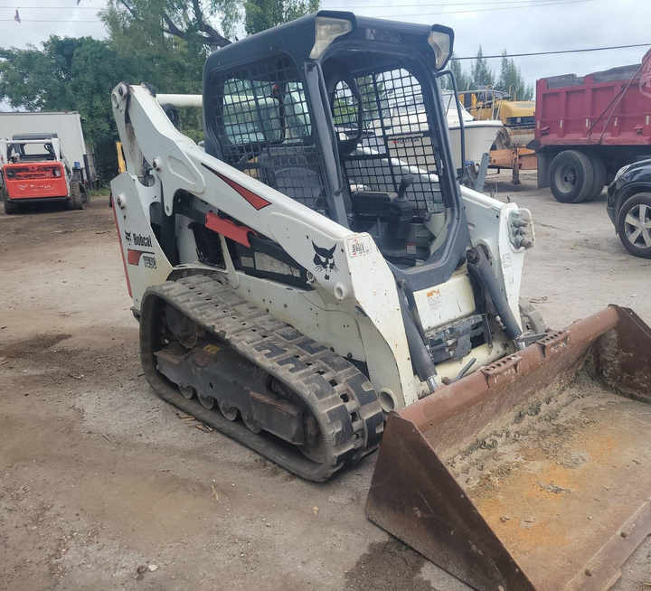 Bobcat Brand T590 Used Machine Skid Loader Hot Sale - Chargeuse sur pneus: photos 3 Bobcat Brand T590 Used Machine Skid Loader Hot Sale - Chargeuse sur pneus: photos 3
