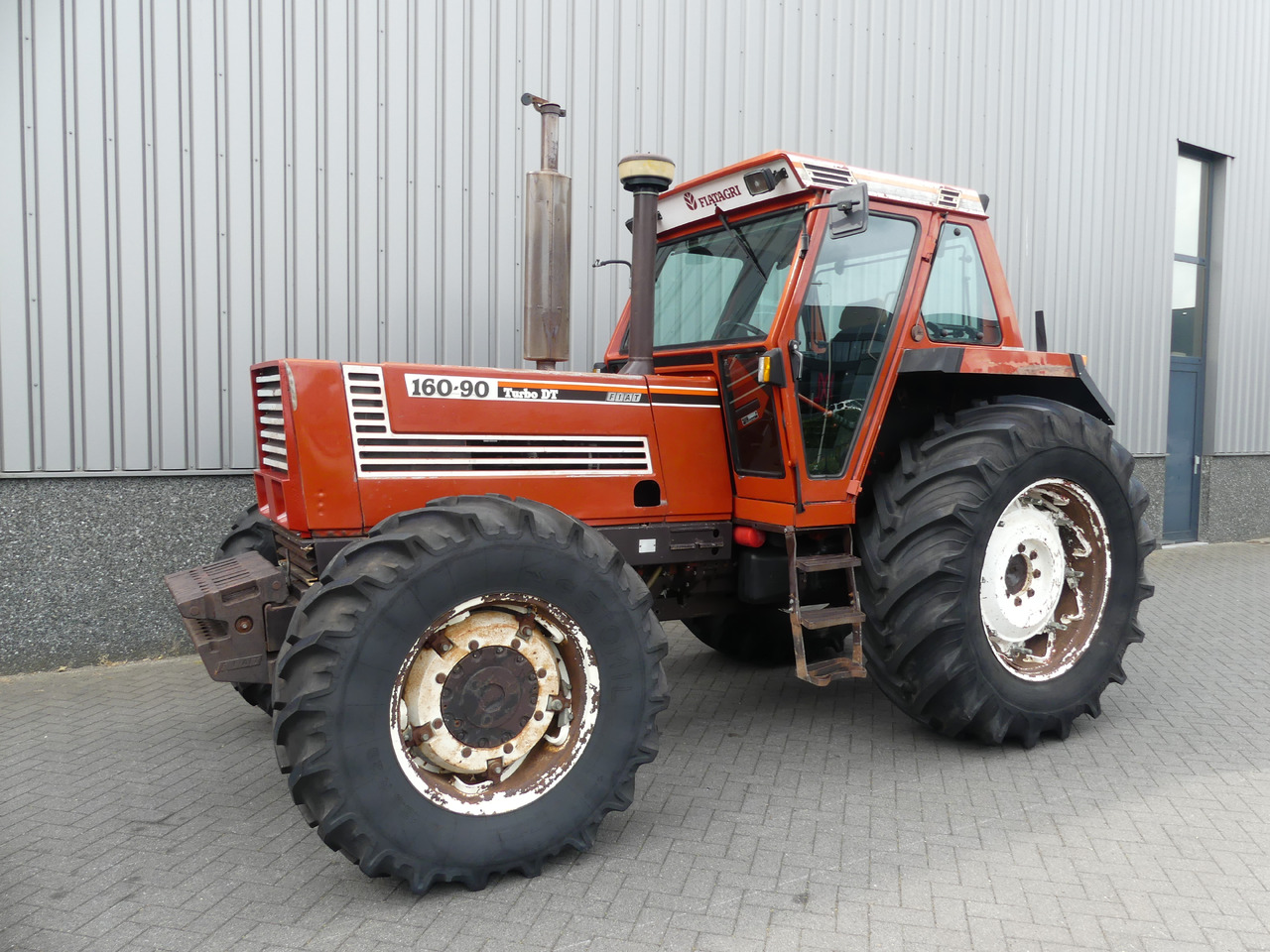 FIAT 160-90 4WD - Tracteur agricole: photos 1 FIAT 160-90 4WD - Tracteur agricole: photos 1