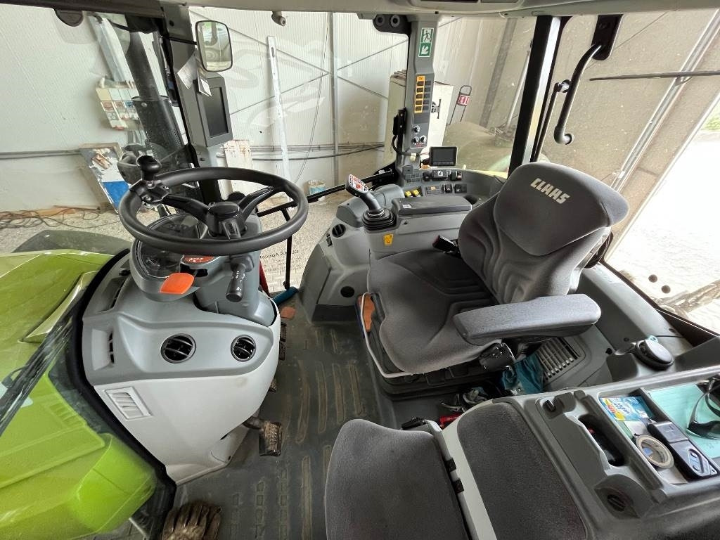 Claas Arion 440 - Tracteur agricole: photos 2 Claas Arion 440 - Tracteur agricole: photos 2