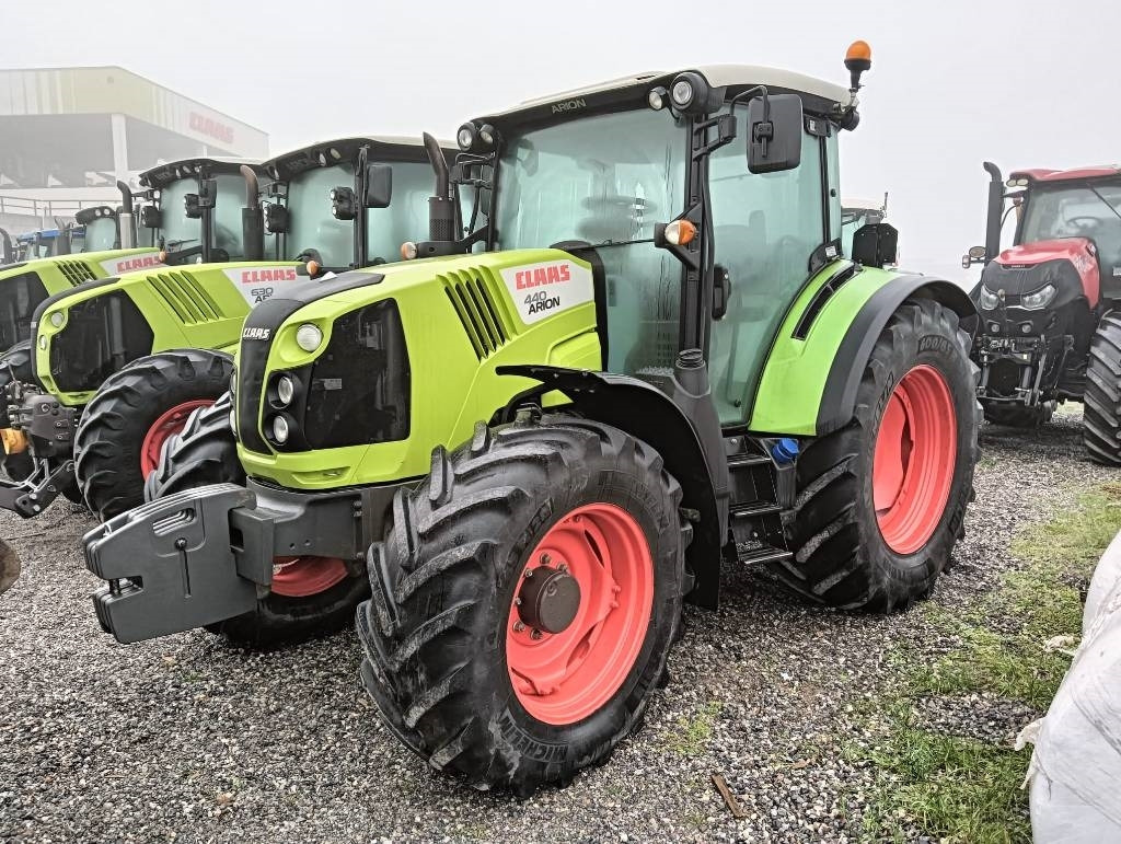 Claas Arion 440 - Tracteur agricole: photos 2 Claas Arion 440 - Tracteur agricole: photos 2